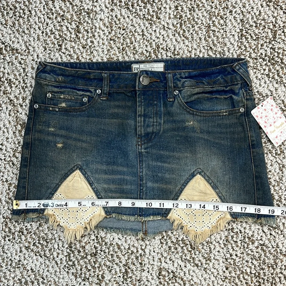FREE PEOPLE TIRE SWING Handkerchief Hem Jean Mini Skirt Rugged SZ 4 NWT - Picture 15 of 16